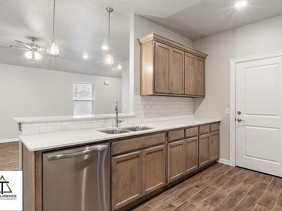 4th image of 12925 Willow Villas Dr #B