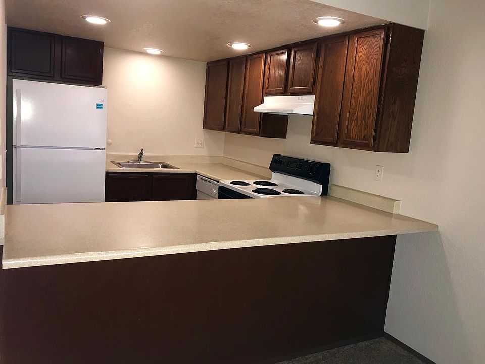 2nd image of 14207 42nd Ave S APT 104