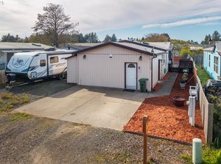 63782 Wallace Rd, Coos Bay, OR 97420