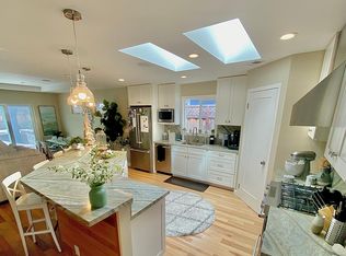 3992 Branson Dr, San Mateo, CA 94403