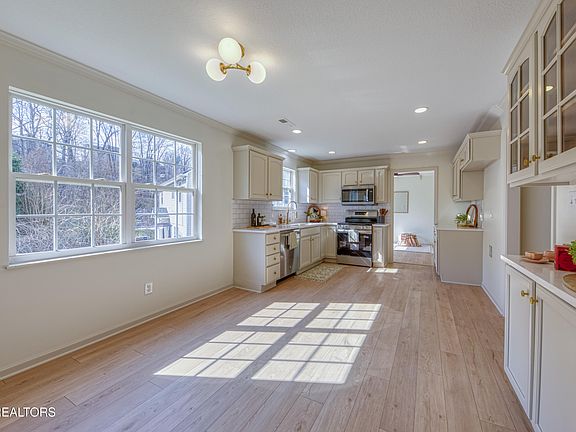 4th image of 3121 Gose Cove Ln