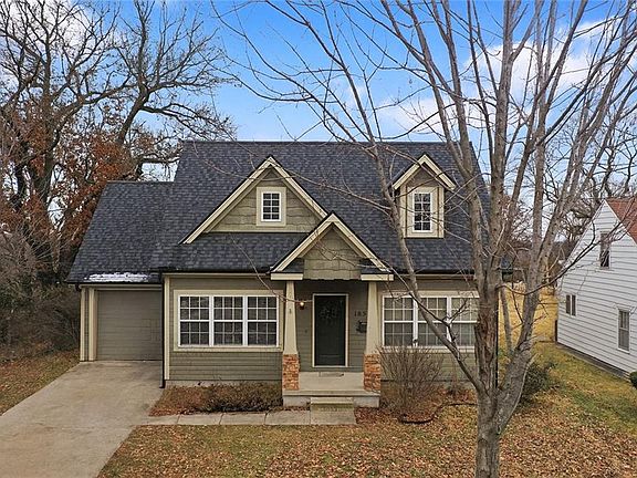 2nd image of 1857 Praun Ln