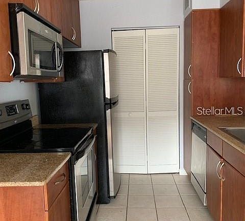 4th image of 11520 Westwood Blvd APT 521
