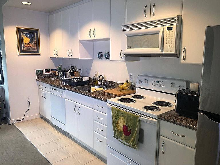 1st image of 250 King St Unit 268