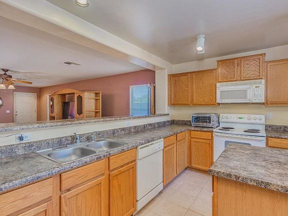 5th image of 9085 N 115th Dr