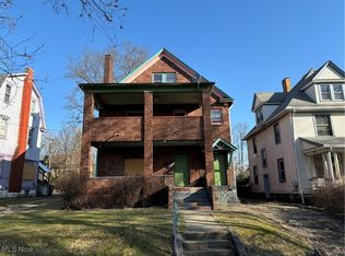 230-232 Lora Ave, Youngstown, OH