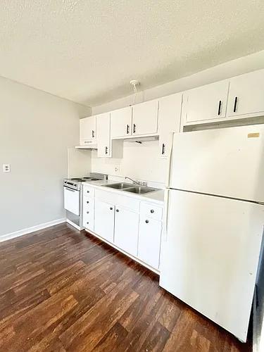 1831 Hughes Ave Photo 1