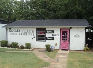 1708 Pine Tree Rd, Longview, TX 75604