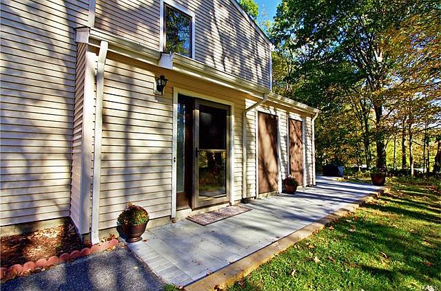 1st image of 40 Woodland Trl #40