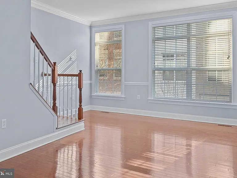 428 N Thomas St — Photo 6