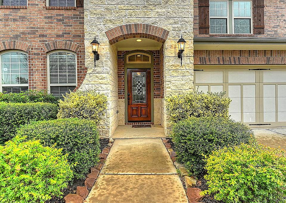 1st image of 27311 Cinco Terrace Dr