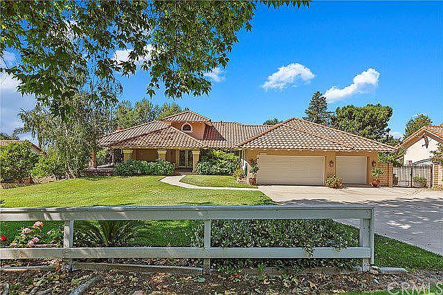 2nd image of 10633 Deer Canyon Dr