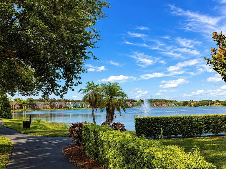 9160 Lake Chase Island Way #9160 — Photo 20