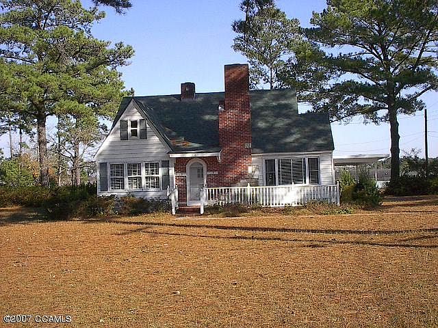 1st image of 418 CHATHAM Street E