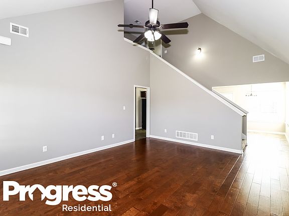 5th image of 9093 Tremont Dr