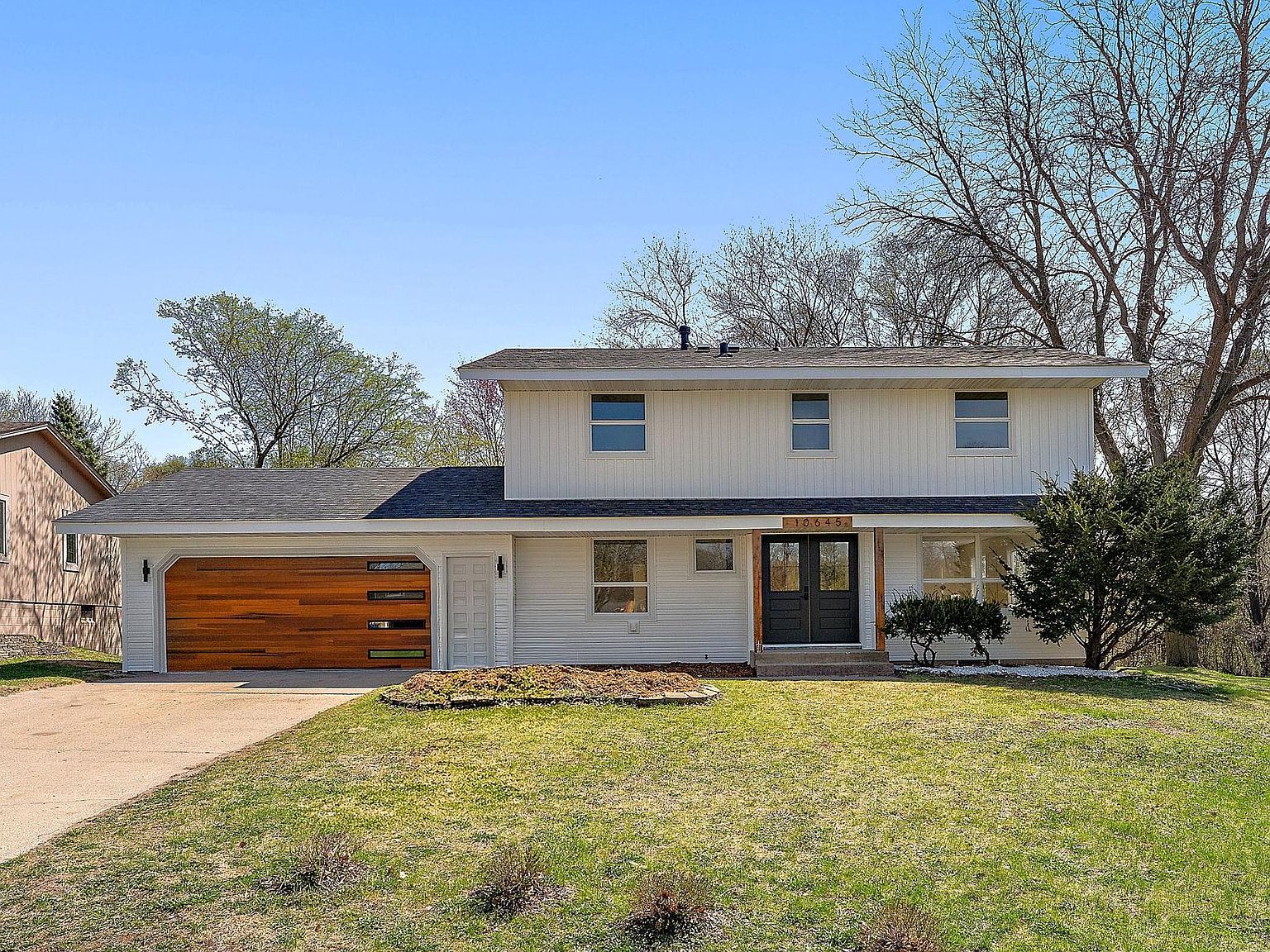 10645 Johnson Rd, Bloomington, MN 55437 | MLS #7059252 | Zillow