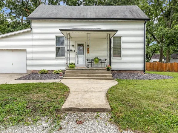 205 S Vine St, Freeburg, IL 62243