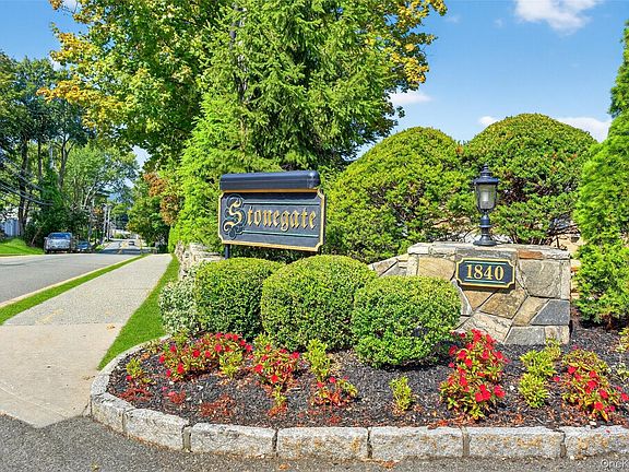 3rd image of 1840 Crompond Road #2A3