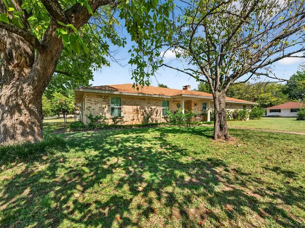 106 Bois D Arc St, Tom Bean, TX 75491