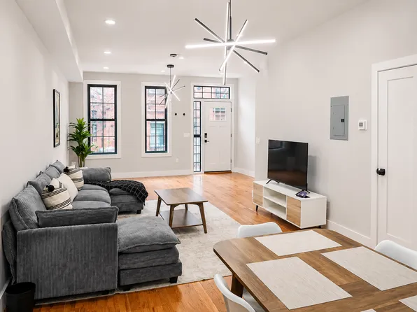 465 E 143rd St Floor 2, Bronx, NY 10454