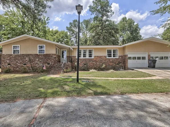 112 Royal Tower Dr, Irmo, SC 29063