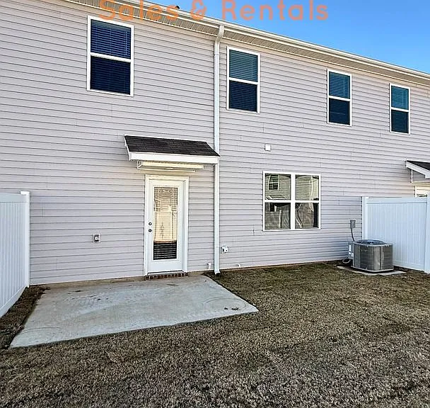 223 Maple Spring Trl — Photo 28