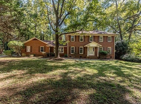 5th image of 7200 Old Oak Ln