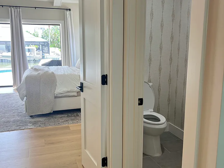 470 Lagoon Ave — Photo 22