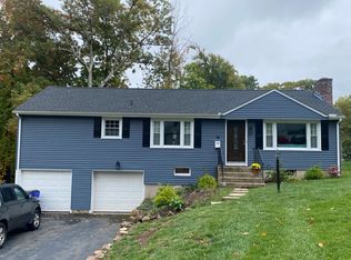 18 Dogwood Rd, Wethersfield, CT 06109