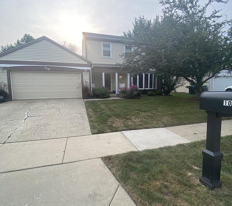 1st image of 10 Montebello Dr