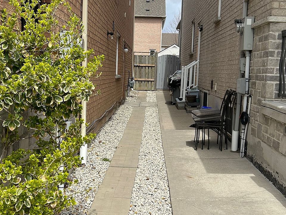 2nd image of 34 Gianmarco Way