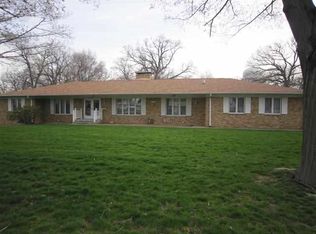 600 Forest Rd, East Moline, IL 61244