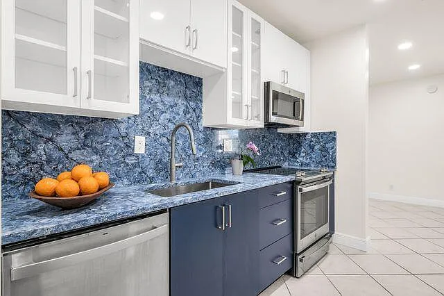 299 SW 7th St #1060 — Photo 13