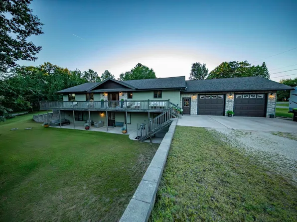 N22791 Carpenter Rd, Niagara, WI 54151