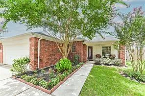 3 bed, 2.0 bath, 1710 sqft, $2,195 — Photo 3