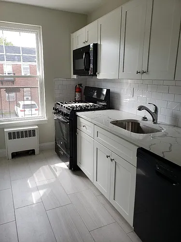 935 Broad St #83C Photo 1