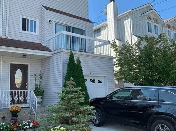 514 Travis Ave, Staten Island, NY 10314