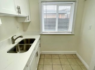 624 W 5th St APT 3, Long Beach, CA 90802