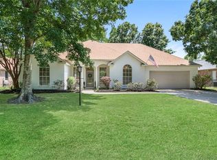 2308 Crossing Ct, Mandeville, LA 70448