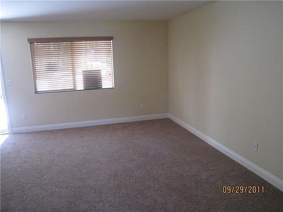 4th image of 1045 Peach Ave Unit 30
