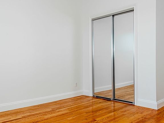 4th image of 8 Lombardy St #1