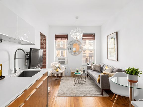 3rd image of 234 E 14th St APT 3B