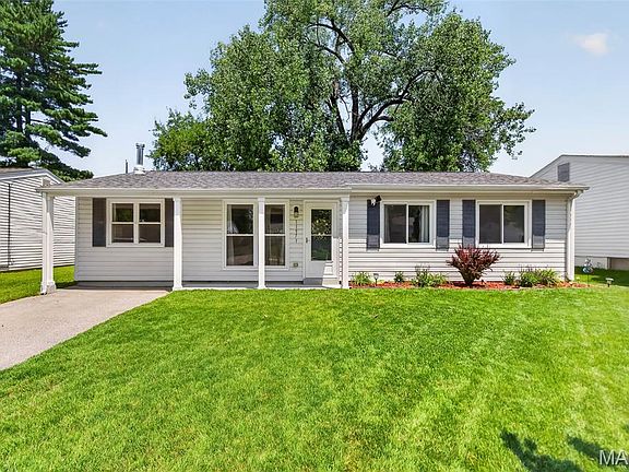 2nd image of 11971 Brookmont Dr