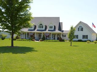 515 Westside Dr, Exira, IA 50076