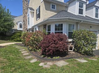 1601 Coventry Pointe Ln, Pottstown, PA 19465