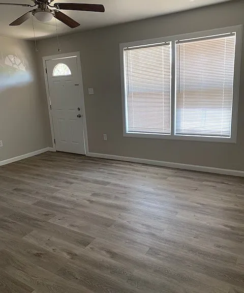 2720 N Hancock Ave — Photo 3