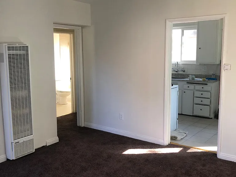 8654 Bennett Ave — Photo 3