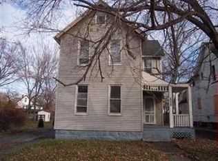 8801 Harkness Rd, Cleveland, OH 44106