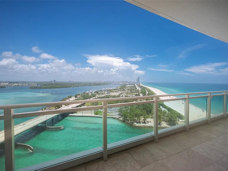 10295 Collins Ave #1906 — Photo 17