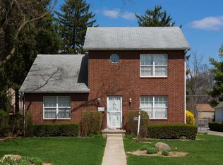 2762 E Broad St, Columbus, OH 43209